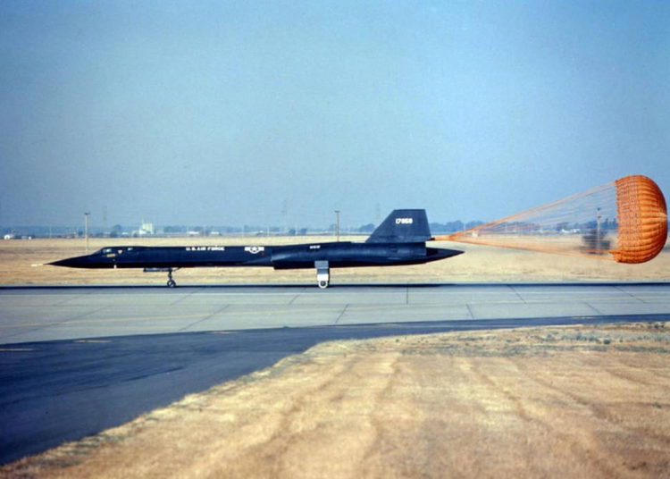 Blackbird SR 71 Mach 3 estableció el récord absoluto de velocidad