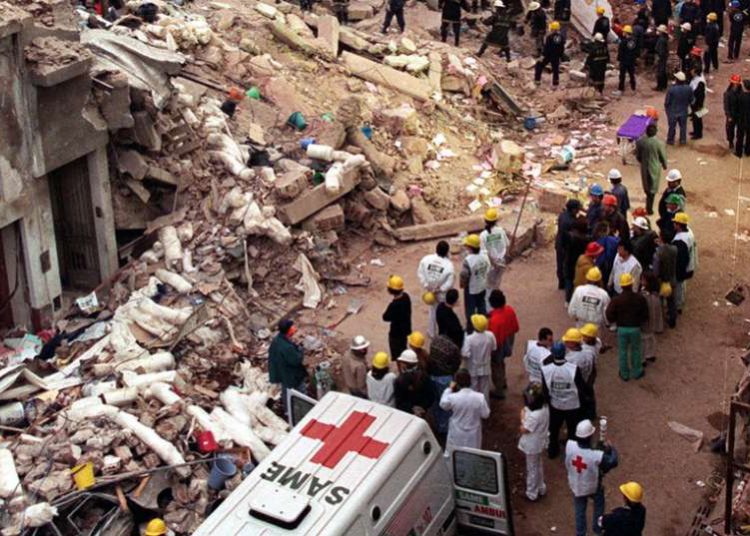 Efemérides: Se cumplen 23 años del atentado a la AMIA