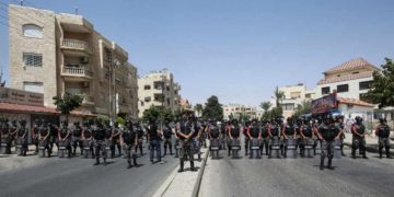 Israel anuncia una investigación sobre el ataque a la embajada de Ammán