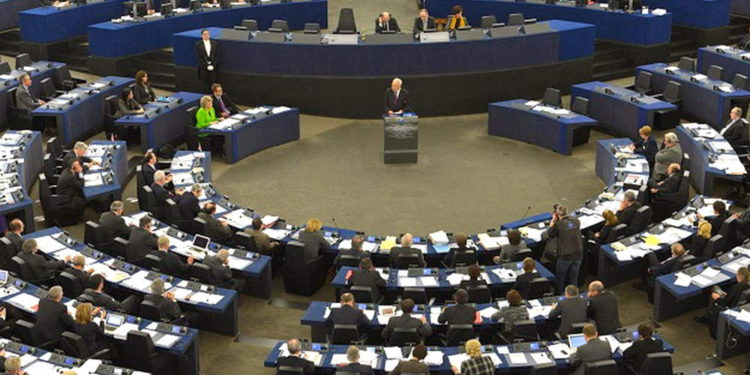 1080 hipócritas parlamentarios europeos firman contra la soberanía de Israel