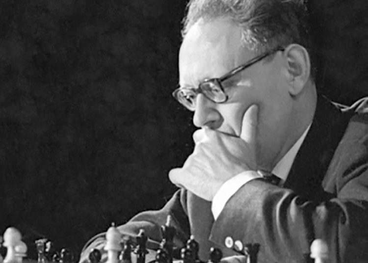 Efemérides: Nace Mijaíl Moiséyevich Botvínnik, campeón mundial de ajedrez