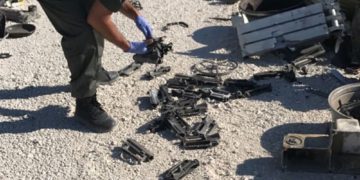 Cientos de armas incautadas, iban a una aldea árabe