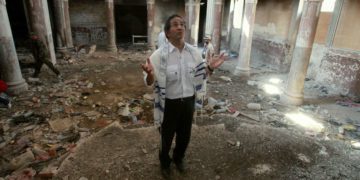 Brigada monumental: el rescate de 1.600 lugares sagrados judíos arrasados en Oriente Medio