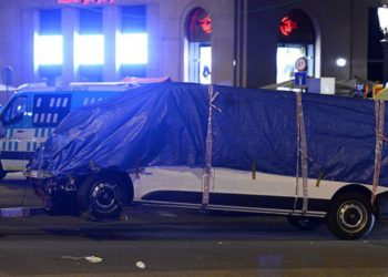 Incertidumbre en Barcelona: el 'conductor' muerto en la Diagonal no fue abatido por la Policía