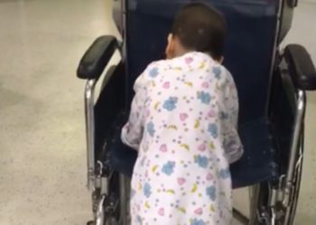 Un niño de Gaza pudo caminar luego que médicos israelíes le extirparan un tumor