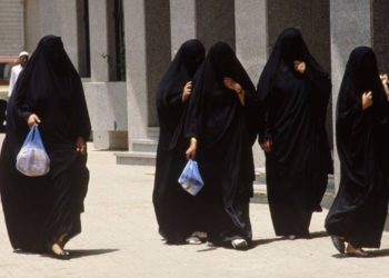 Las ocho cosas que las mujeres todavía no pueden hacer en Arabia Saudita