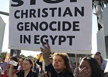 Sacerdote copto apuñalado a muerte por un terrorista musulmán