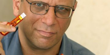 Dov Moran, el israelí creador de los USB revela las claves del emprendimiento