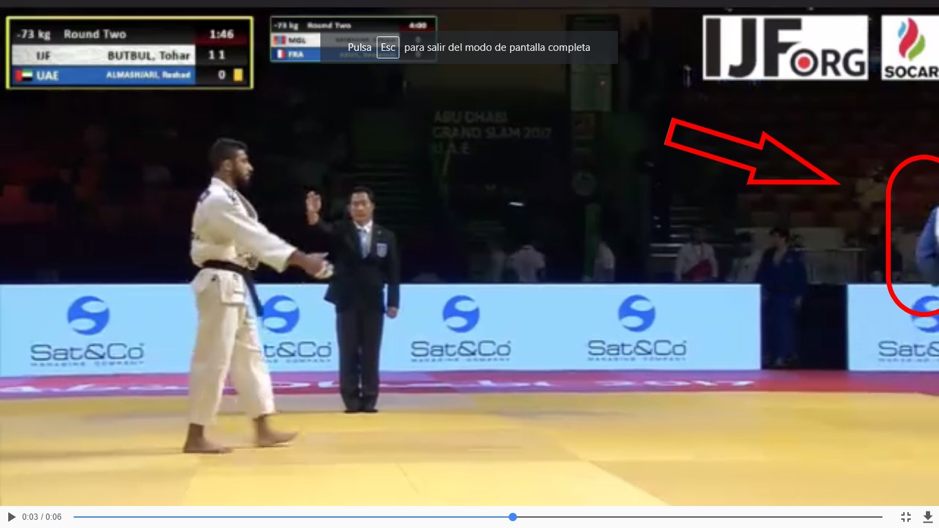 Judoka de EAU niega saludo a judoka israelí