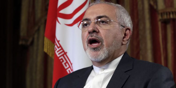 Zarif de Irán se suma a las condenas por masacre en sinagoga