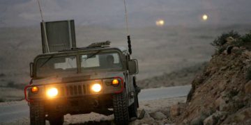Disparos desde el Sinaí alcanzan un vehículo de las FDI en Israel