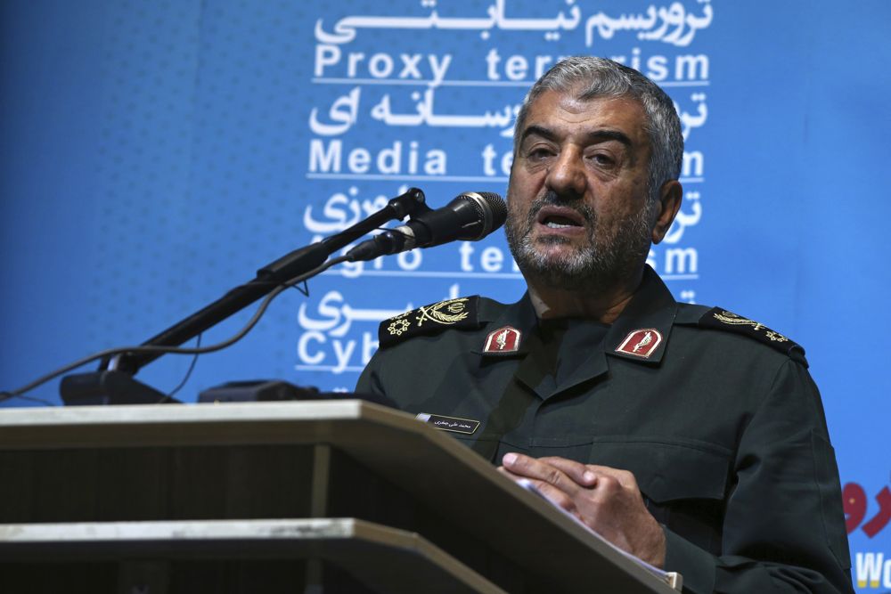 El jefe de la Guardia Revolucionaria paramilitar iraní Mohammad Ali Jafari habla en una conferencia llamada "Un mundo sin terror", en Teherán, Irán, el 31 de octubre de 2017. (AP Photo / Vahid Salemi)