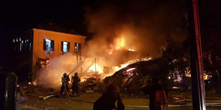Explosión en local de materiales de construcción en Jaffa, tres personas murieron