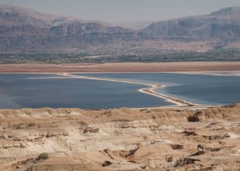 Israel amenaza con dejar de lado el acuerdo de agua con Jordania hasta que la Embajada sea reabierta