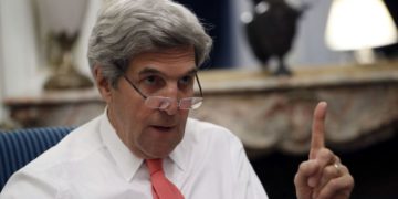 Kerry niega haber revelado las acciones israelíes en Siria a Irán