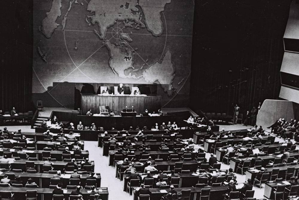 La ONU vota sobre la partición, 29 de noviembre de 1947 (Cortesía de la Oficina de Prensa del Gobierno, Jerusalén)