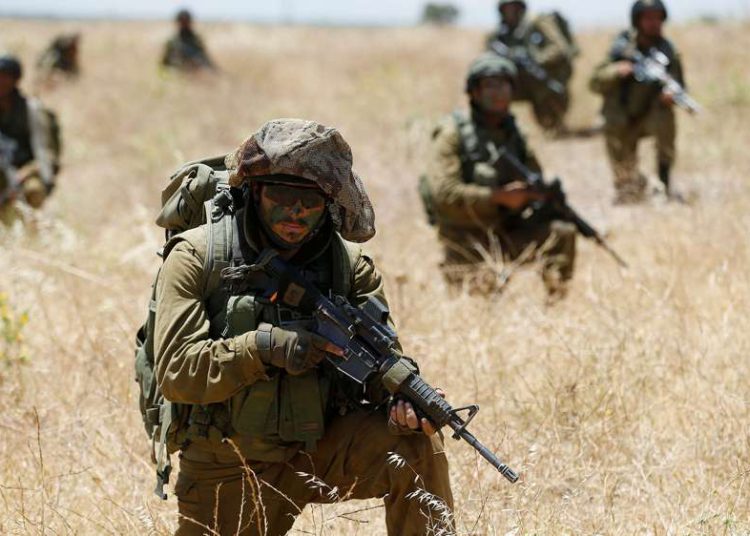 Un soldado israelí fue herido por fuego perdido proveniente del Sinaí