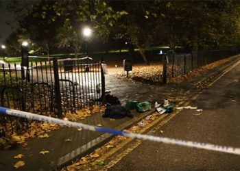 Adolescente judío apuñalado 12 veces en un parque de Londres