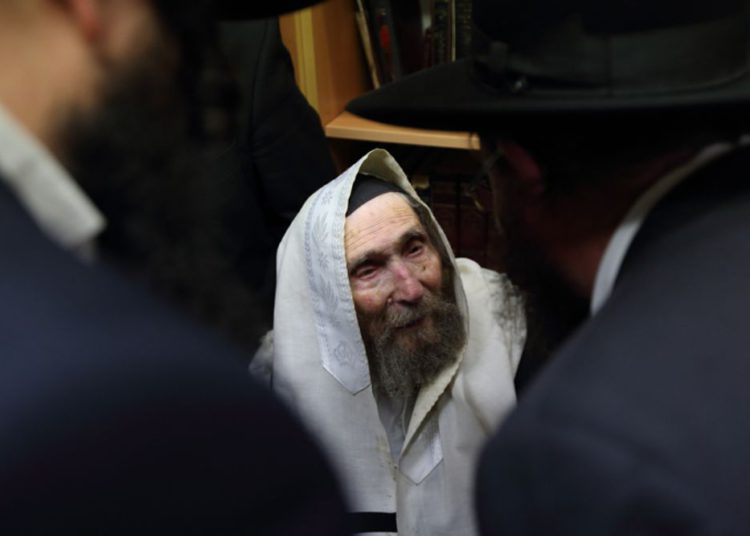 El rabino Shteinman fallece a los 104 años