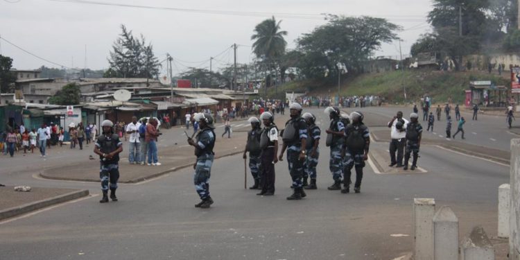Musulmán apuñala a dos reporteros en Gabón al grito de “Al'lahu akbar”