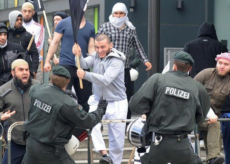 Estudio: “El antisemitismo desenfrenado entre los refugiados musulmanes en Alemania”