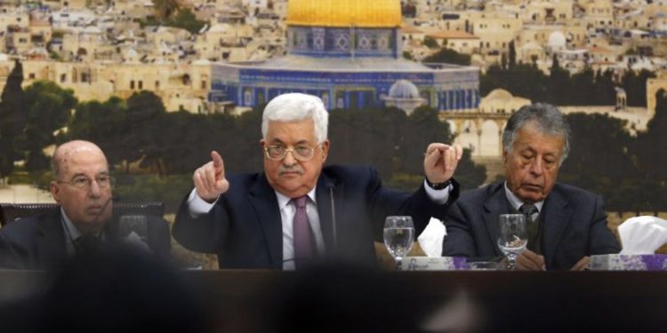 Abbas habló de la “bofetada del siglo” de Trump y prometió “devolver el golpe”