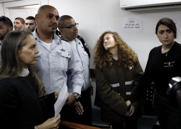La Corte ordena que Ahed Tamimi permanezca detenida hasta la culminación del juicio