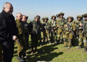 Liberman: Israel destruyó “casi todos” los sitios militares iraníes en Siria