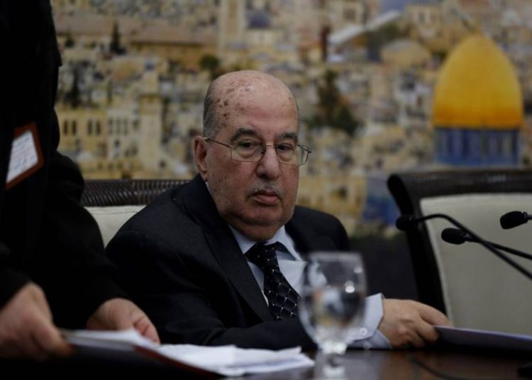 Líderes árabes votan para instar a la OLP a suspender el reconocimiento de Israel