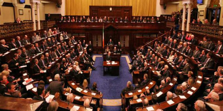 Debate en el Senado irlandés para aprobar ley anti israelí