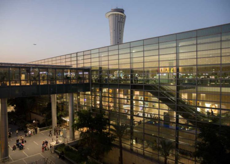 Aeropuerto de Ben Gurion detiene vuelos debido escalada en el norte