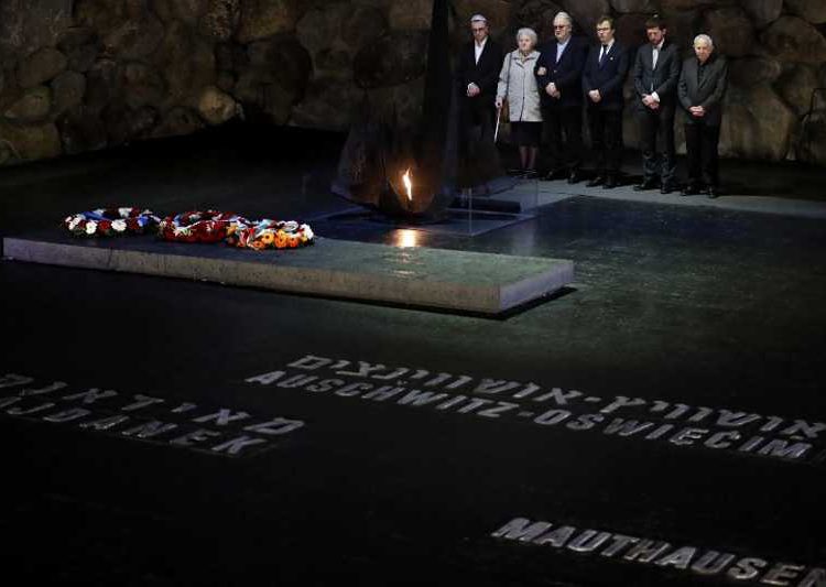 Yad Vashem promete continuar apoyando investigaciones sobre el papel de los polacos en el Holocausto