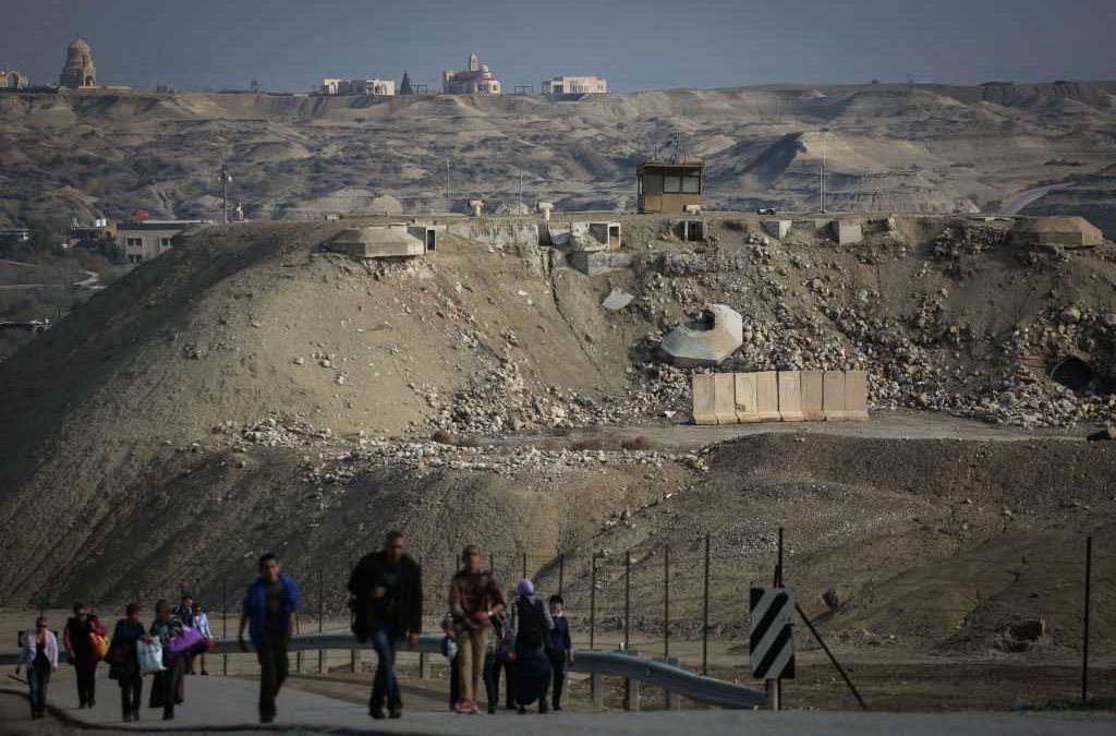 Un puesto de guardia fronterizo de las FDI en Qasr al-Yahud, cerca del río Jordán y la frontera entre Israel y Jordania, el 18 de enero de 2015. (Hadas Parush / Flash 90)