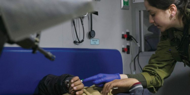 Israel le ofrece atención médica gratuita a sirios