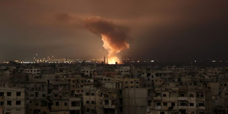 La cifra de muertos en el enclave en Siria supera los 500 después de que la ONU retrasa el voto de tregua