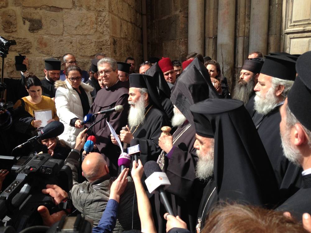 Intensificando la protesta contra Israel, líderes de la iglesia cierran el Santo Sepulcro