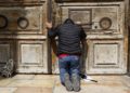 Iglesia del Santo Sepulcro de Jerusalem cierra debido a las restricciones por el coronavirus