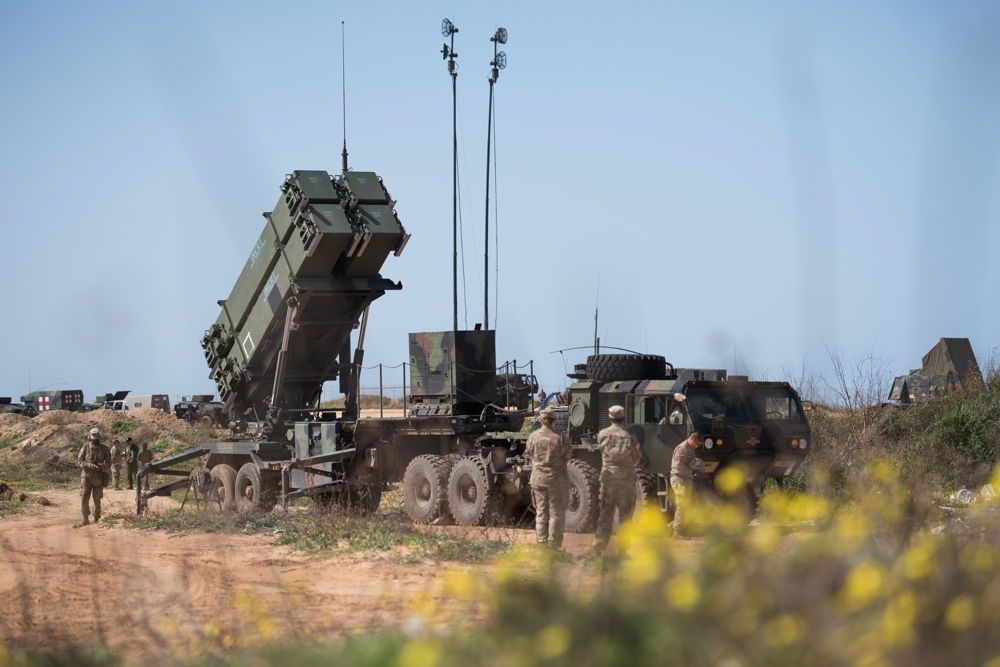 Las tropas estadounidenses e israelíes despliegan una batería de defensa de misiles Patriot durante el ejercicio de defensa aérea Juniper Cobra 2018 en marzo de 2018. (Fuerzas de Defensa de Israel)