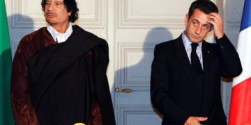 Sarkozy de Francia arrestado por fondos ilegales de Gadafi para campaña