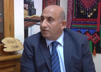 Alcalde palestino provoca tormenta en BDS al admitir que trabaja para compañía israelí