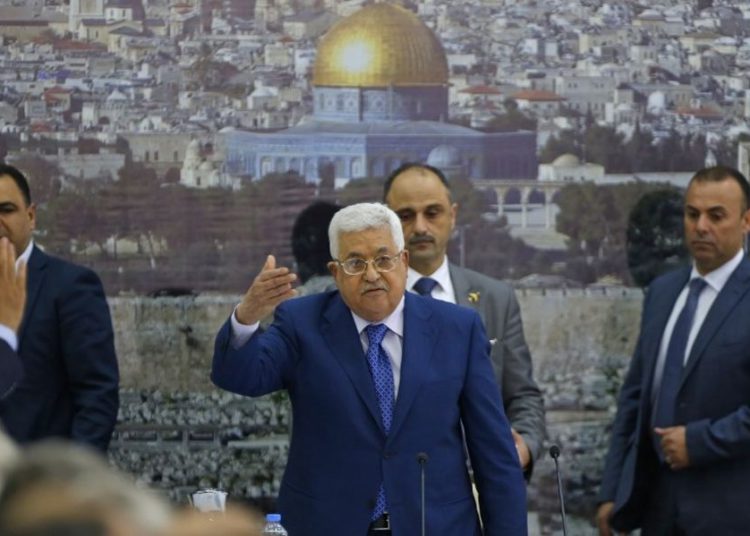Abbas sigue en el hospital pero está bien, dice un funcionario de salud