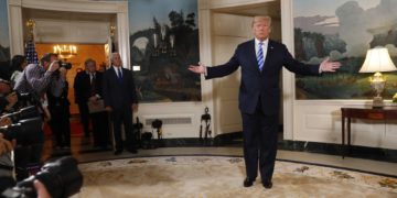 Donald Trump retiró a EEUU del acuerdo nuclear con Irán - Transcripción completa en español