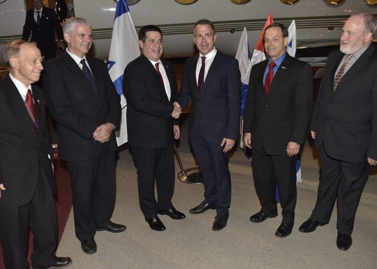 Presidente de Paraguay aterriza en Israel para apertura de embajada en Jerusalem
