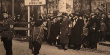 Museo del Holocausto Yad Vashem retira «policía polaca» de leyenda de foto por presión polaca