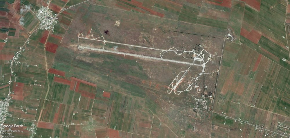 La base aérea militar de al-Qusayr en el oeste de Siria. (Google Earth)