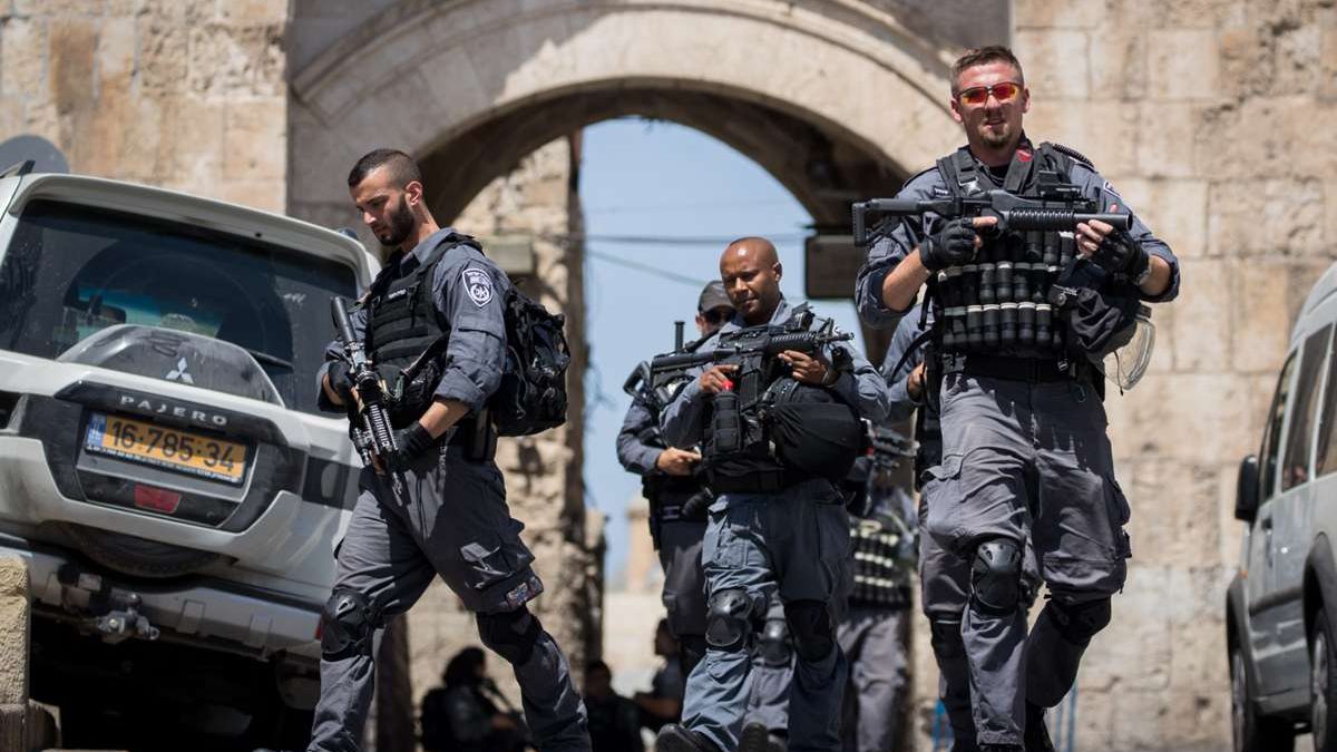 Miles de policías anticipan traslado de la embajada de EE.UU a Jerusalem
