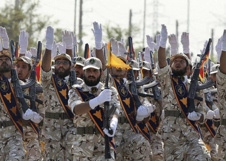 El coronavirus y las sanciones afectan el apoyo de Irán a sus proxys en Irak