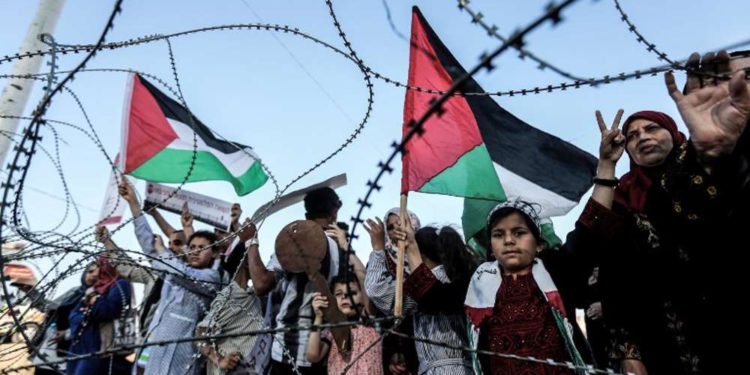 Israel exige a la ONU que condene a Hamas por el uso de niños