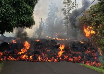 Fisuras en Hawaii por erupción de volcán Kilauea, se emitió alerta: “Dejen ya sus casas”
