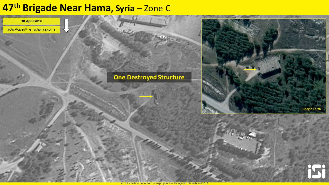 Una imagen de satélite que muestra los resultados de un presunto ataque aéreo israelí en una base iraní reportada en las afueras de la ciudad norteña de Hama el día anterior, el 30 de abril de 2018. (ImageSat International ISI)